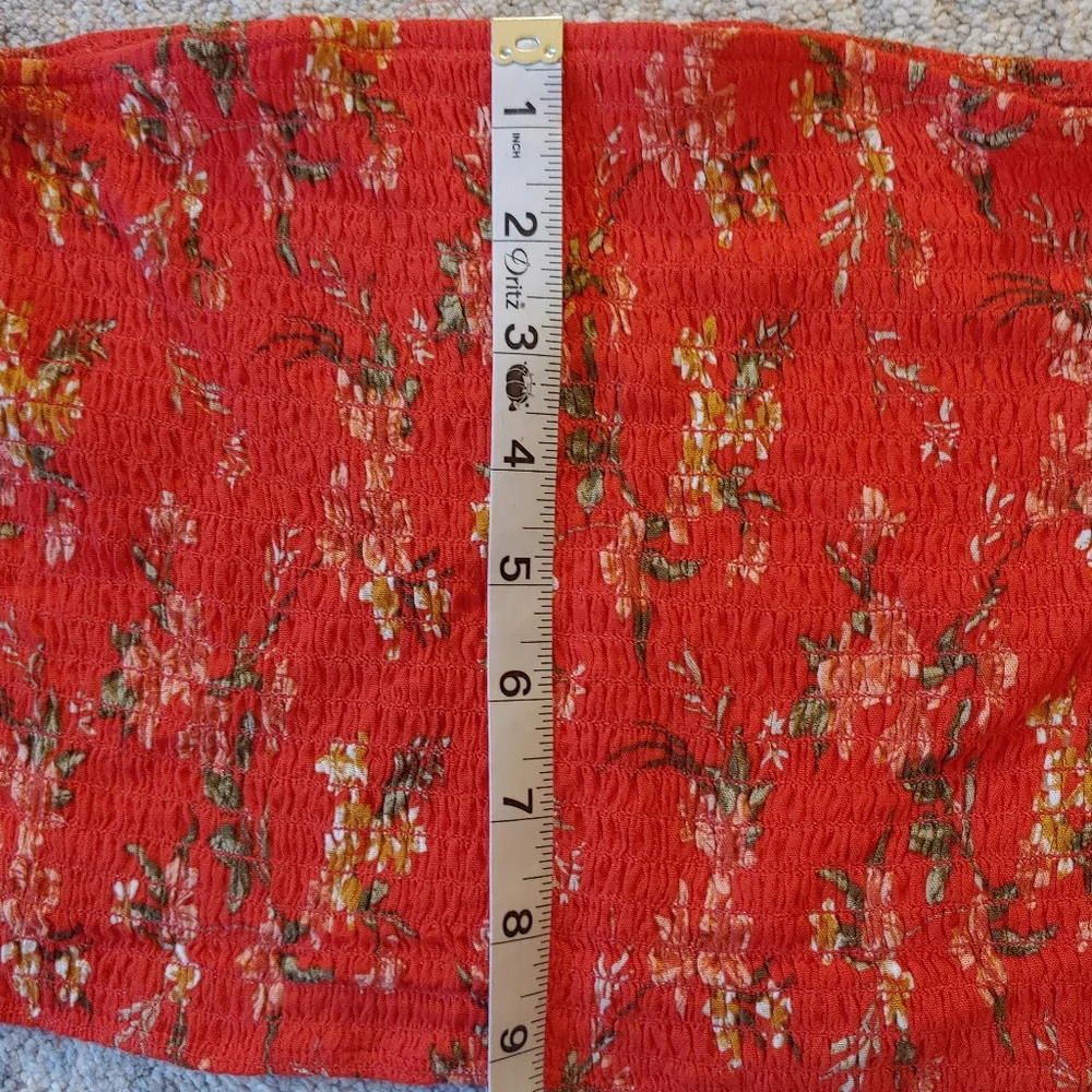 American Eagle | Red Smocked Crop Top - Picture 3 of 5